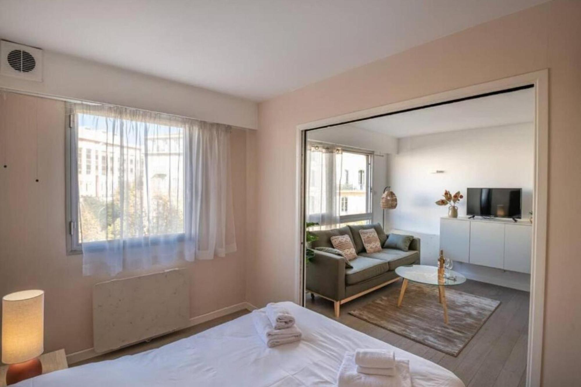 Appartement Joffre 2-4 - Bright 1 Bedroom Near Massena Nice
